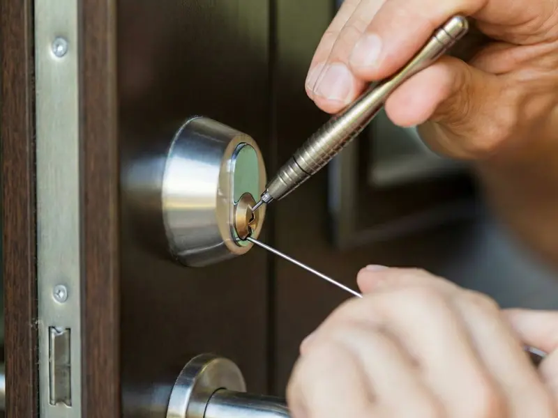 Chaveiro residencial em São Carlos – abertura de porta e troca de fechadura